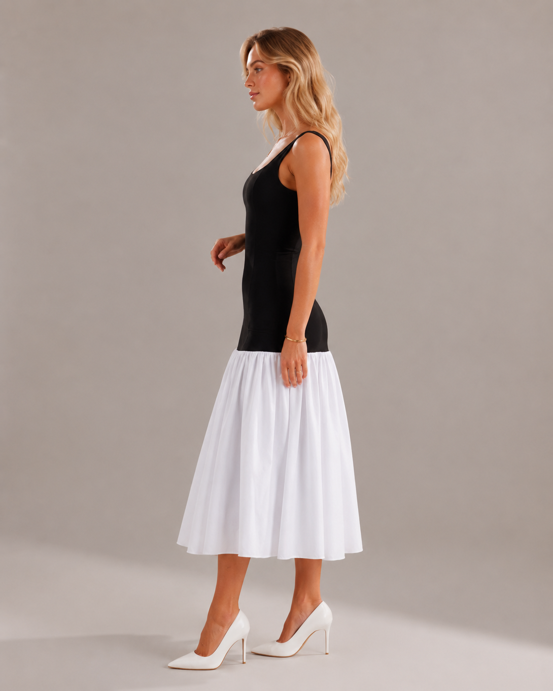 Sukienka Maxi Damska | Marszczona Spódnica | Szerokie Ramiączka | Elegancka Sukienka na Wesele